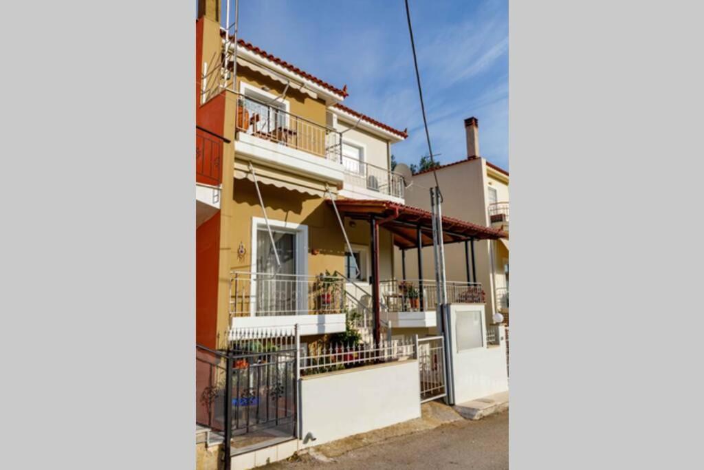 Jilda S Apartment With Private Garden! Nafplio Exterior photo